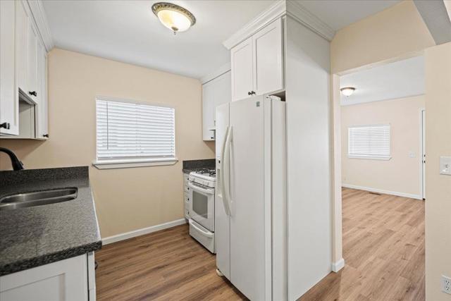 720 Amador Avenue, Seaside CA: https://media.crmls.org/mediaz/0934fbec-abdf-435e-81cd-ff916a63670e.jpg