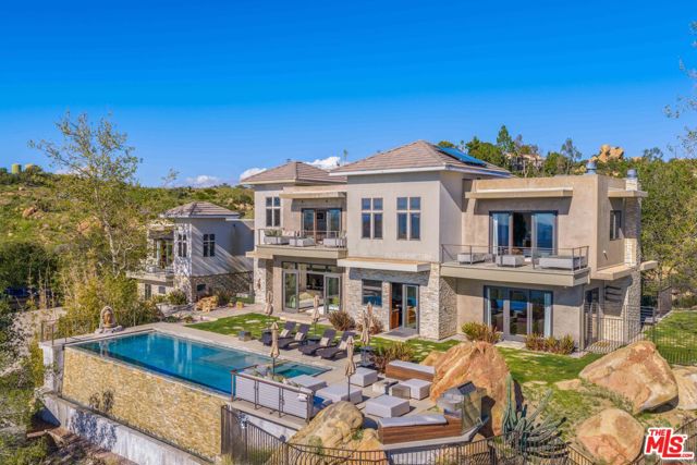 5 Bed Home for Sale in Malibu, California