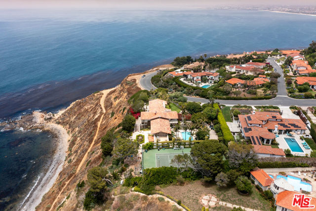 709 Paseo Del Mar, Palos Verdes Estates, California 90274, 3 Bedrooms Bedrooms, ,4 BathroomsBathrooms,Residential,Sold,Paseo Del Mar,24371449