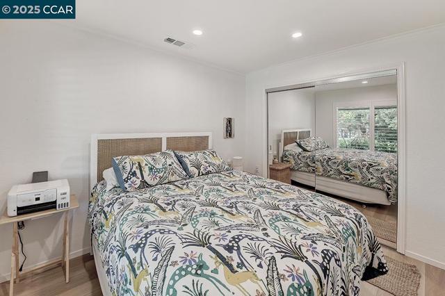 3128 Tice Creek Dr, Walnut Creek CA: https://media.crmls.org/mediaz/0936fb31-ddd0-4954-988b-7fa518419b0c.jpg