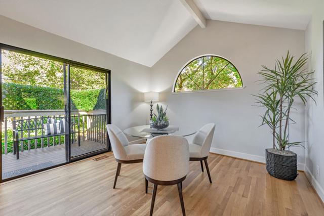 220 Milbrae Lane, Los Gatos CA: https://media.crmls.org/mediaz/0937f80a-c085-4b26-880b-c7bdb19173da.jpg