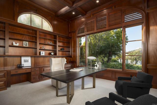 Detail Gallery Image 27 of 34 For 6725 Calle Ponte Belle, Rancho Santa Fe,  CA 92091 - 5 Beds | 5/1 Baths