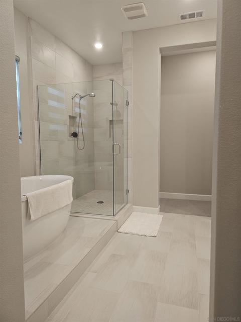 16231 Sunny Summit Dr, San Diego CA: https://media.crmls.org/mediaz/093b2424-dcc5-41aa-a7f4-5a20c5b097ec.jpg