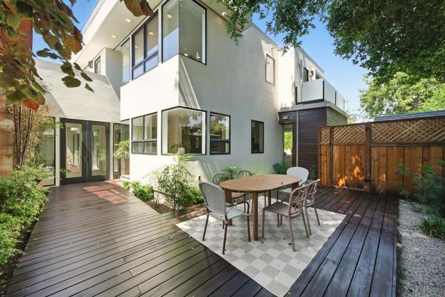 502 Palm Avenue, Los Altos CA: https://media.crmls.org/mediaz/093b281d-ba66-492c-a287-f8feef066e7e.jpg