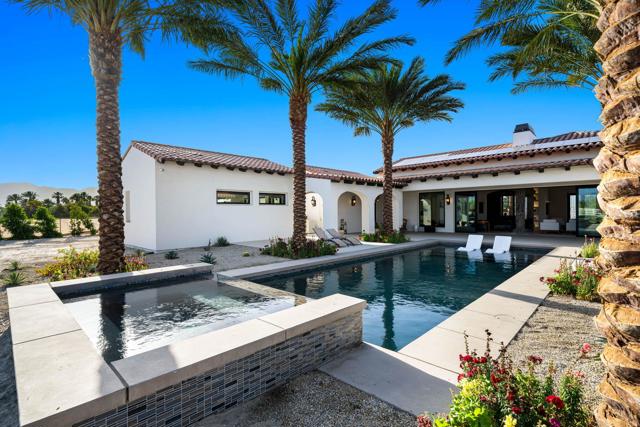 80980 Vista Galope, La Quinta CA: https://media.crmls.org/mediaz/093e0fda-29a5-4ba7-b6e7-949187a59d38.jpg