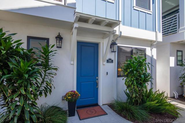 548 G Avenue, Coronado CA: https://media.crmls.org/mediaz/093e9bfd-707d-4063-bef7-d8f6abbbced6.jpg