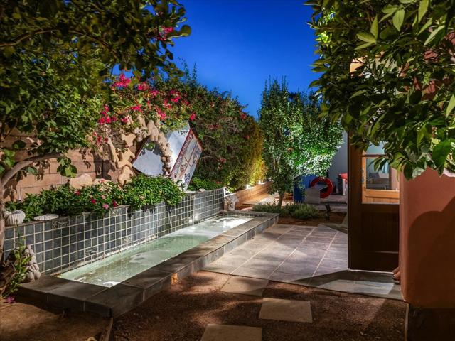 132 Vista Monte, Palm Desert CA: https://media.crmls.org/mediaz/093fcfcc-1257-473b-9931-205814c7f68a.jpg