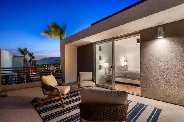 252 Breeze Loop, Palm Springs CA: https://media.crmls.org/mediaz/09408532-27dd-4c3d-a04e-eb73befc1fa1.jpg