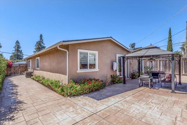 1703 Pasatiempo, San Jose CA: https://media.crmls.org/mediaz/0941503f-1e65-48c4-9f5b-5eacf2931a7e.jpg