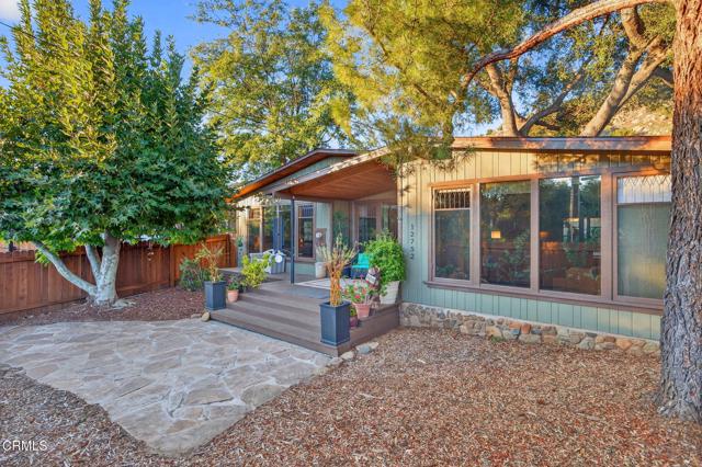 Detail Gallery Image 3 of 52 For 12752 Sisar Rd, Ojai,  CA 93023 - 2 Beds | 1 Baths