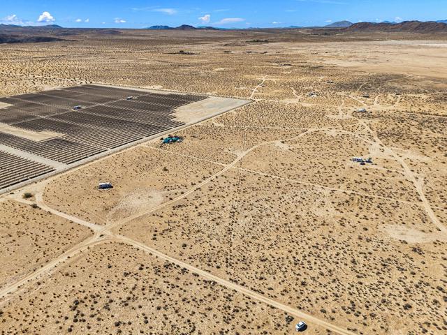 0 Sun Mesa Road, Joshua Tree CA: https://media.crmls.org/mediaz/0941e079-7a89-4475-8f73-f750d9f95d87.jpg