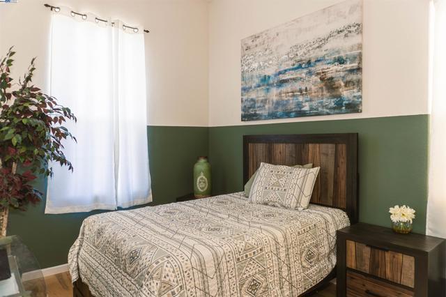 7064 Alder Creek Rd, Vallejo CA: https://media.crmls.org/mediaz/0942e018-d553-4a21-88ca-97c60e436c21.jpg