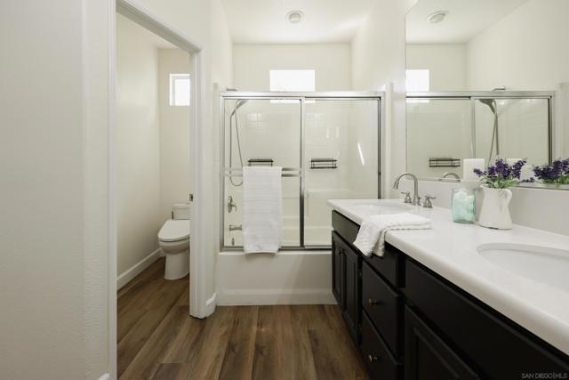 11540 Miro Cir, San Diego CA: https://media.crmls.org/mediaz/0943facc-faff-432c-8508-bdf41a0603b6.jpg