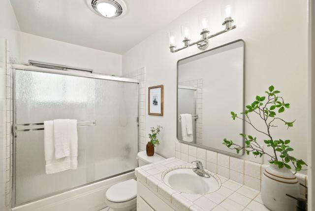 Image 24 of 54 For 1175 Ravenscourt Avenue