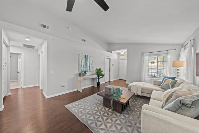 Detail Gallery Image 7 of 26 For 42985 Calle Jeminez, Temecula,  CA 92592 - 3 Beds | 2 Baths