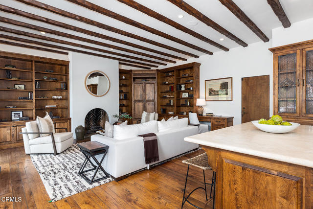 Detail Gallery Image 16 of 77 For 4144 Chevy Chase Dr, La Canada Flintridge,  CA 91011 - 5 Beds | 4/4 Baths