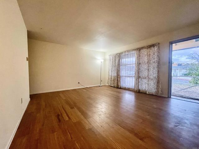 8204 Jamacha Rd, San Diego CA: https://media.crmls.org/mediaz/09490be5-65f2-4be7-8a43-842c665a6dea.jpg