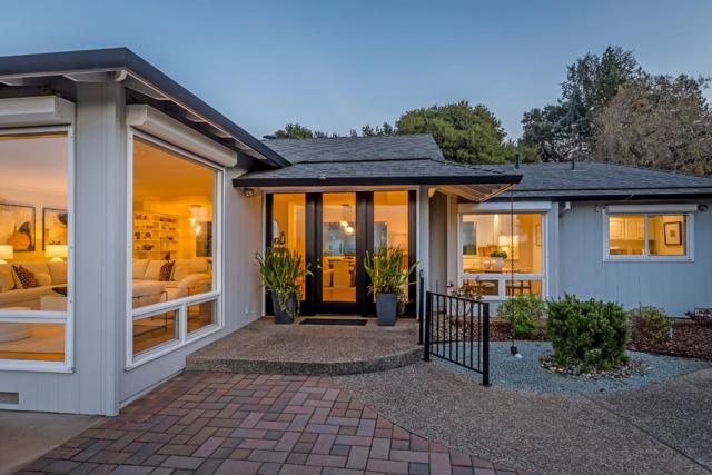 600 Westridge Drive, Portola Valley CA: https://media.crmls.org/mediaz/0949b828-4fd8-436c-8f34-ae1179c5cf8d.jpg