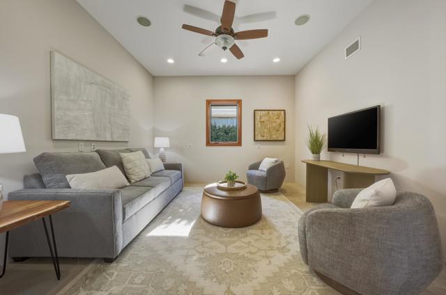 45534 Indian Wells Lane, Indian Wells CA: https://media.crmls.org/mediaz/0949bdfe-f67f-41cf-b1b3-e0eb8dca897c.jpg