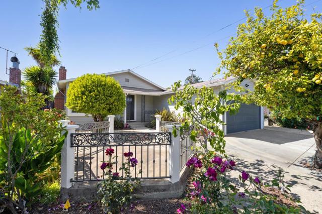 1304 Alicante Drive, Pacifica CA: https://media.crmls.org/mediaz/094b3b08-7684-48b9-95d6-06abd57cc6a8.jpg