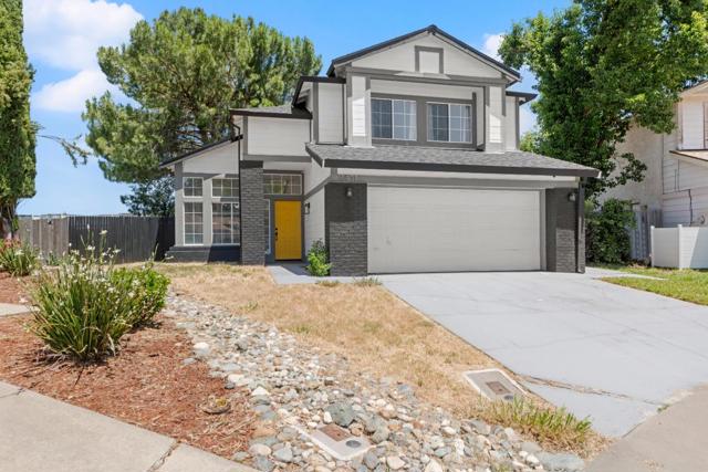 6431 Canyon Creek Way, Elk Grove CA: https://media.crmls.org/mediaz/094b5d62-0555-44a9-abcb-8b0e6edc32e1.jpg