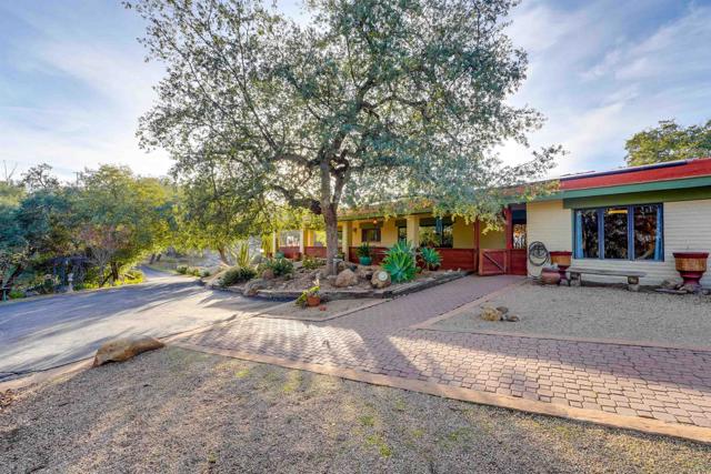 20320 Deerhorn Valley Road, Jamul, California 91935, 4 Bedrooms Bedrooms, ,4 BathroomsBathrooms,Single Family Residence,For Sale,Deerhorn Valley Road,250019383SD