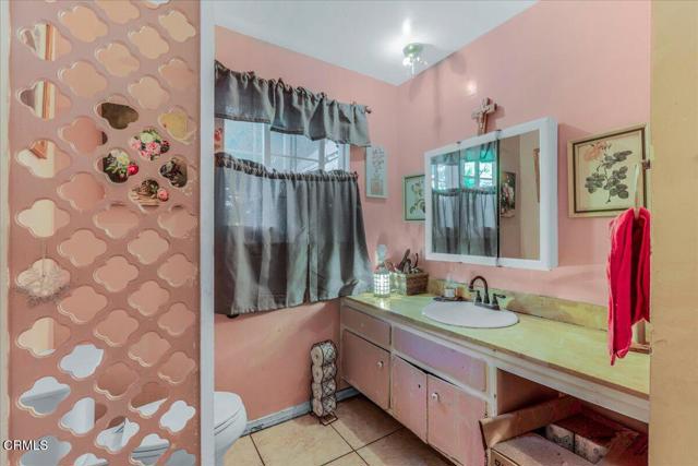 Detail Gallery Image 6 of 15 For 1211 W Robert Ave, Oxnard,  CA 93030 - 4 Beds | 2 Baths