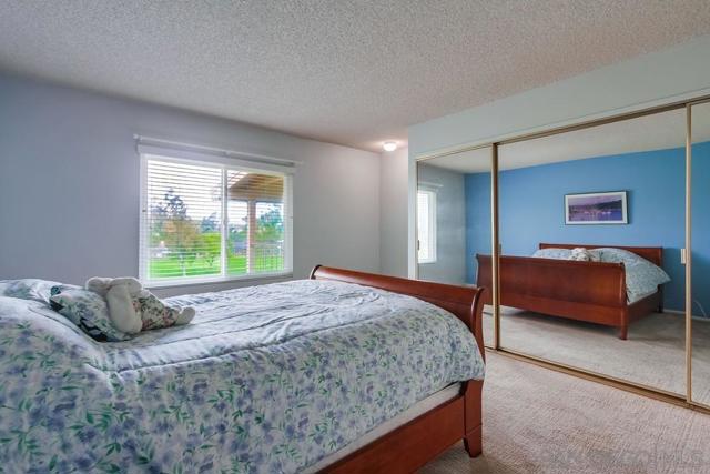 1976 Fairway Circle, San Marcos CA: https://media.crmls.org/mediaz/094dce8a-8cfa-4022-8383-ffab58af18d4.jpg