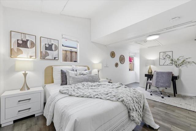 1019 Riverton Drive, San Carlos CA: https://media.crmls.org/mediaz/094dd7ce-96b8-448c-b910-381693db2212.jpg