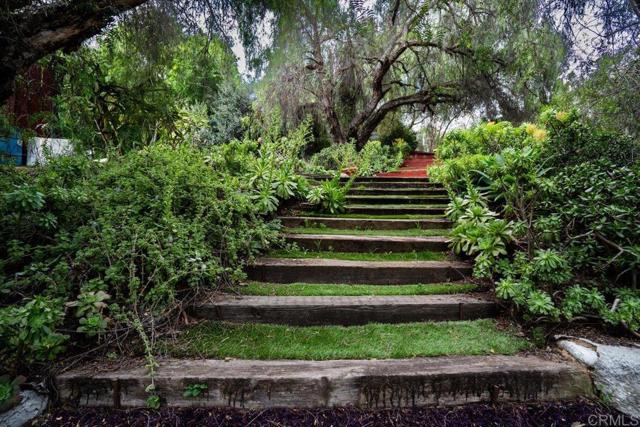 4210 Black Mountain Road, La Mesa CA: https://media.crmls.org/mediaz/094e2ae1-8de0-4f7d-91b6-6dd6ada27eeb.jpg