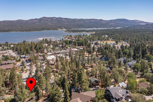 852 Cameron Drive, Big Bear CA: https://media.crmls.org/mediaz/094e52e5-6e03-41a5-96fe-5afda2f1a51b.jpg