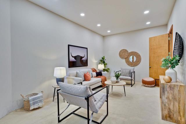 1625 Hazelaar Way, Los Altos CA: https://media.crmls.org/mediaz/094f8cfc-7ed4-41a9-83d5-272bebafa477.jpg