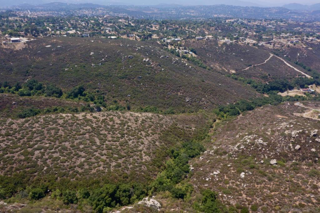 MLS #250035511SD image #23