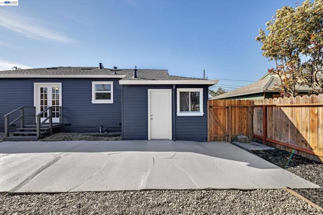 Image 6 of 30 For 2226 Vegas Ave