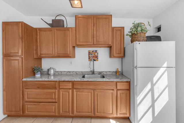 5797 Linda Lee Drive, Yucca Valley CA: https://media.crmls.org/mediaz/0950e6c2-214c-4c48-b550-4f17bef004d3.jpg