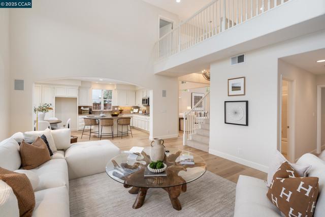 9356 Mediar Dr, San Ramon CA: https://media.crmls.org/mediaz/09512ac4-212c-4125-8e69-2a7f882980a4.jpg