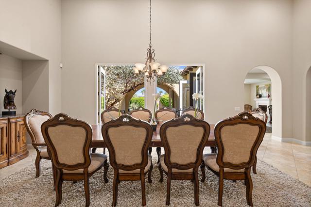 81840 Contento Street, La Quinta CA: https://media.crmls.org/mediaz/0951c4b8-ad8a-4719-ac80-7f06a60f199d.jpg