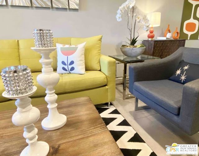 751 N Los Felices Circle, Palm Springs CA: https://media.crmls.org/mediaz/09530ffc-85e0-455e-a79e-017730035ee3.jpg