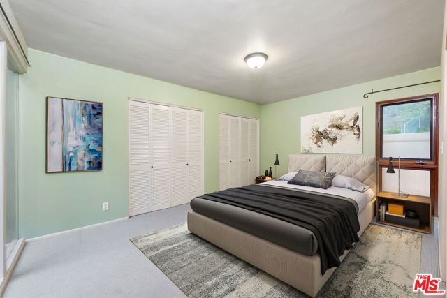 16141 Bayberry Place, Sherman Oaks CA: https://media.crmls.org/mediaz/0953e759-54c3-418d-8ffa-d8af1e11bdc7.jpg