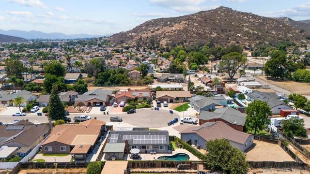 10263 Avenida Real, Lakeside CA: https://media.crmls.org/mediaz/0954ffa1-d782-4f44-809a-a4facca44452.jpg