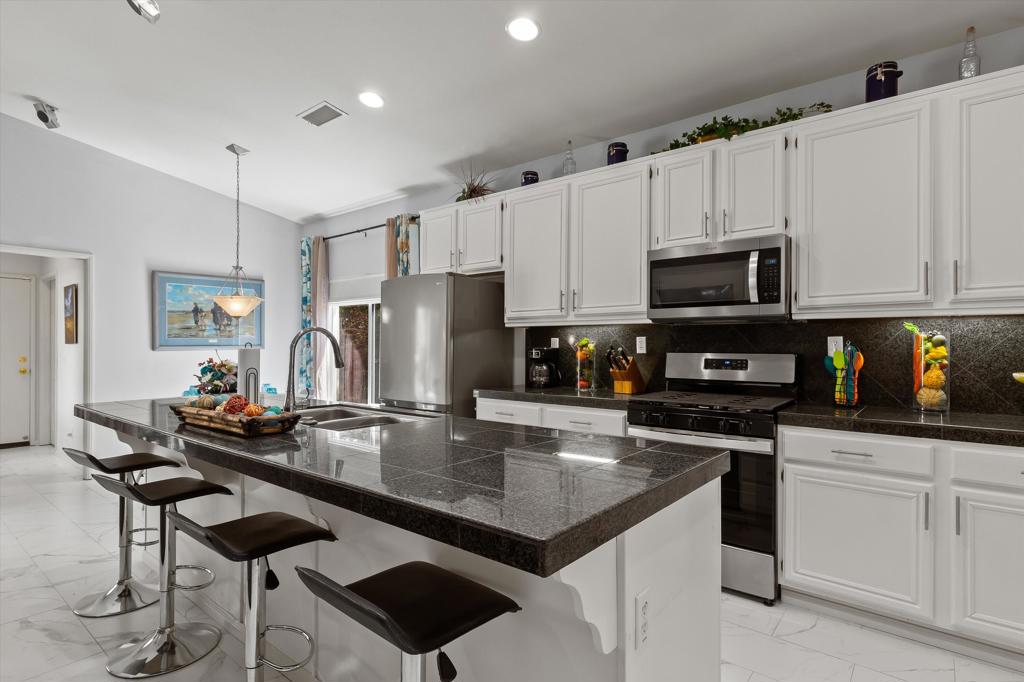 26696 Avenida Quintana
