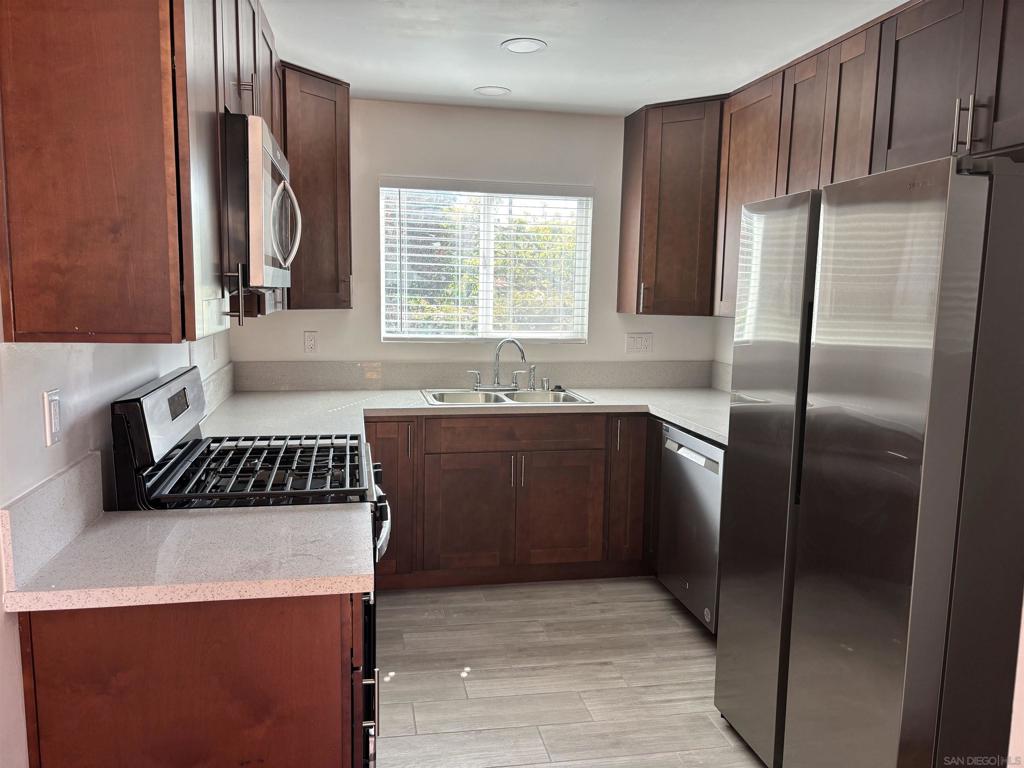 2987 Buena Vista