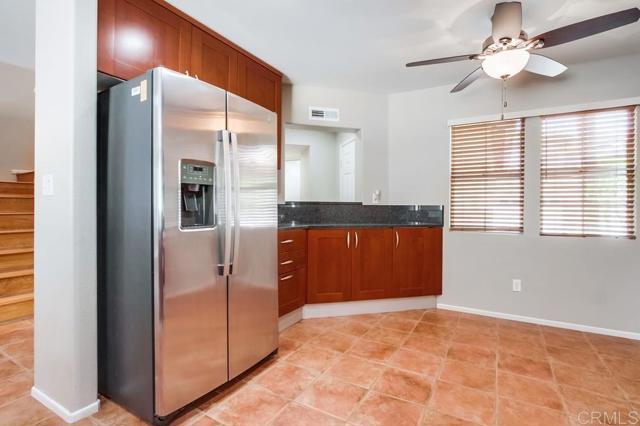 4620 Los Alamos Way, Oceanside CA: https://media.crmls.org/mediaz/095674f4-9947-48b3-9a6a-d8cfae525c2f.jpg