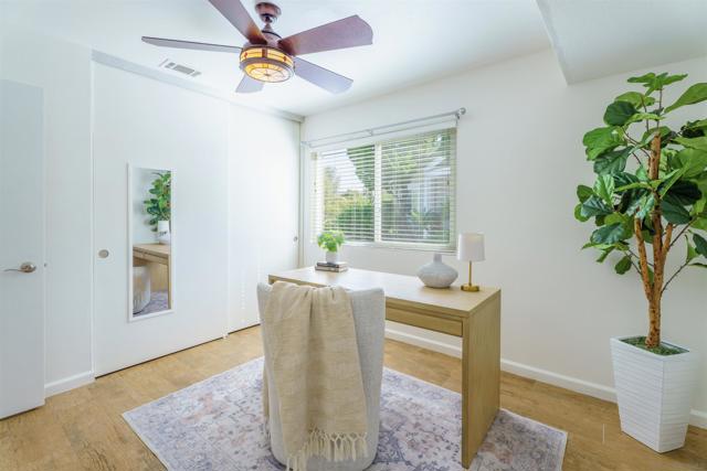 4382 Dowitcher Way, Oceanside CA: https://media.crmls.org/mediaz/0956a6a0-3ea0-44e1-ab93-2de267876530.jpg