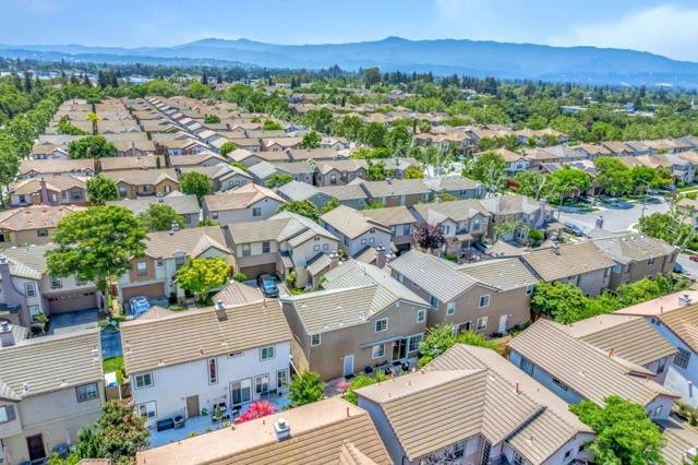 2871 Rubino Circle, San Jose CA: https://media.crmls.org/mediaz/0956d5ed-2731-4835-bd7f-e7e6aab0d942.jpg