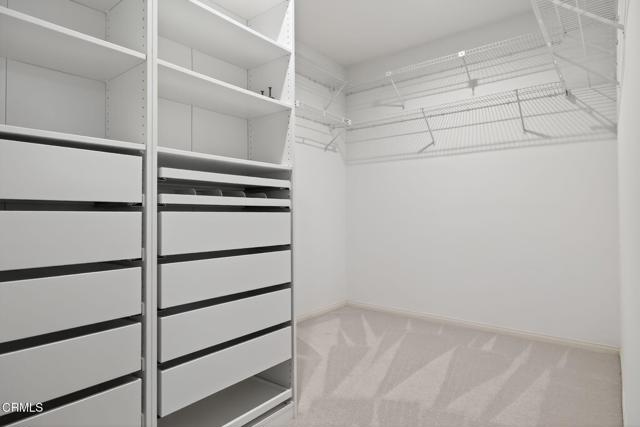 28 San Bernardino Avenue, Ventura CA: https://media.crmls.org/mediaz/0957140c-e5fa-4059-b192-58a48c62c03b.jpg