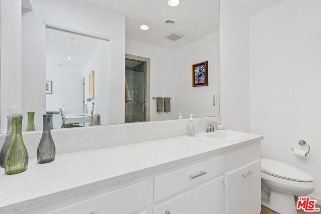 475 W Stevens Road, Palm Springs CA: https://media.crmls.org/mediaz/095789d8-b8f0-46f4-a5aa-a3f26b0990a0.jpg