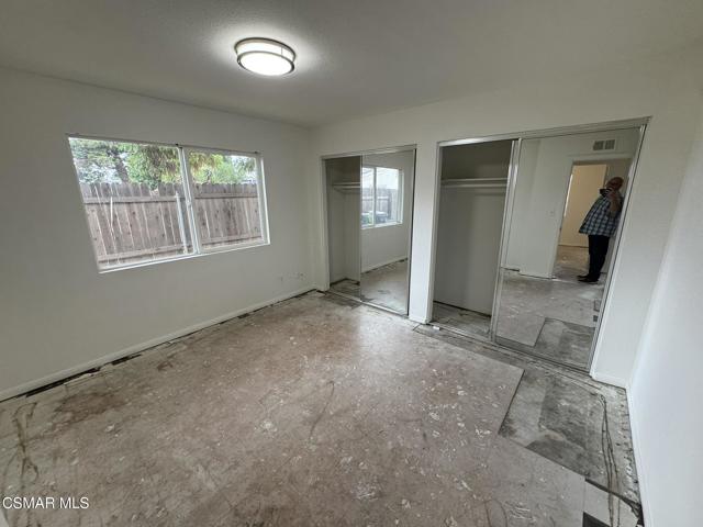 1749 Wilton Street, Simi Valley CA: https://media.crmls.org/mediaz/095849b8-fb45-4242-ad70-14a5dbb1cf9a.jpg
