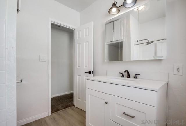 12224 Lemon Crest Drive, Lakeside CA: https://media.crmls.org/mediaz/0958db75-87f8-430f-a671-891d57acf03d.jpg