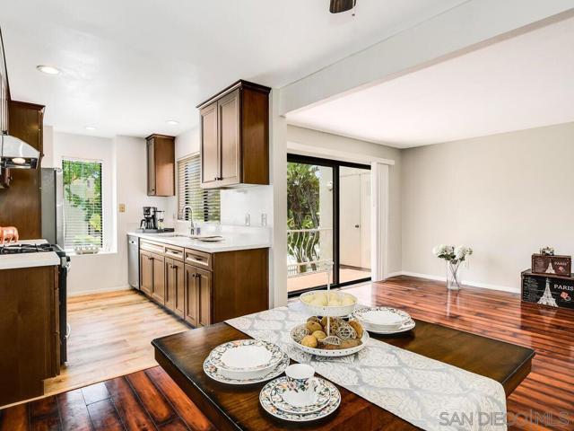 10845 Camino Ruiz, San Diego CA: https://media.crmls.org/mediaz/095c166c-c4b4-42b2-9363-94faa9316beb.jpg